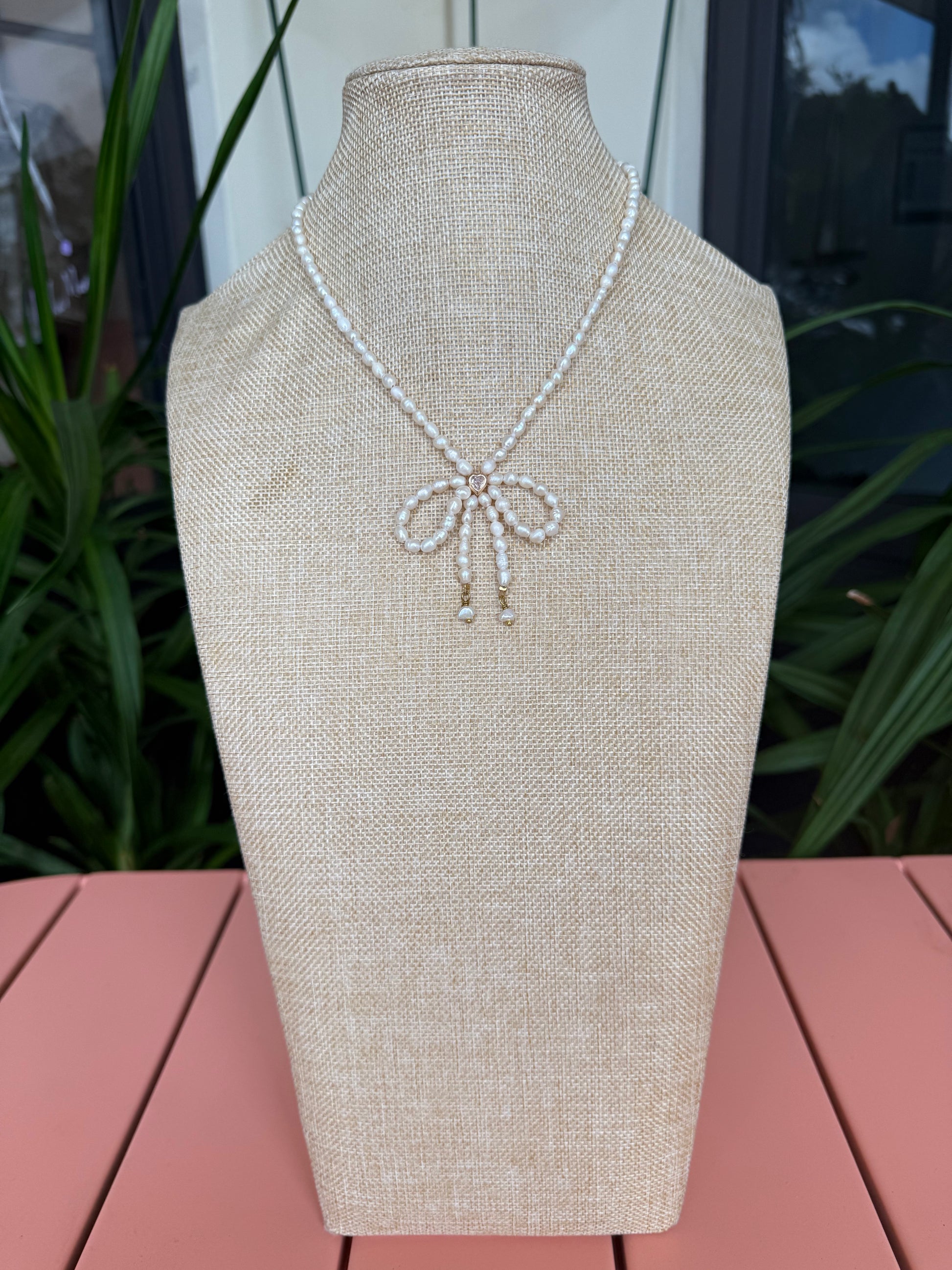 Bow Beaded Necklace Suzy T Designs