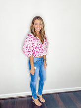 Load image into Gallery viewer, Rosa Floral Print Blouse
